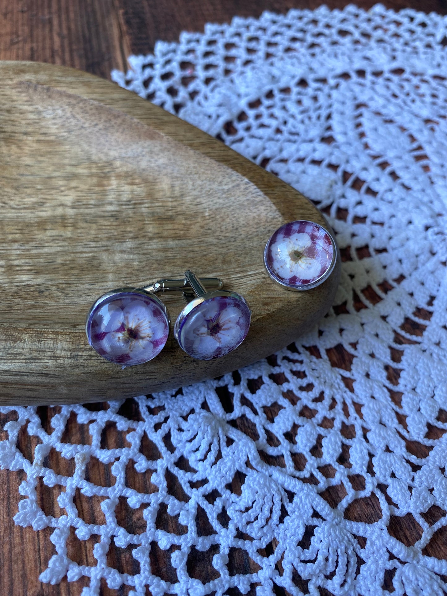 Assortiment pins et bouton de manchette fleur sèche 🌼