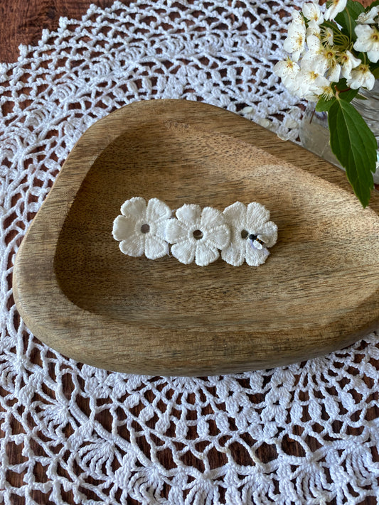Barrette triple fleurs en tissus - abeille🐝