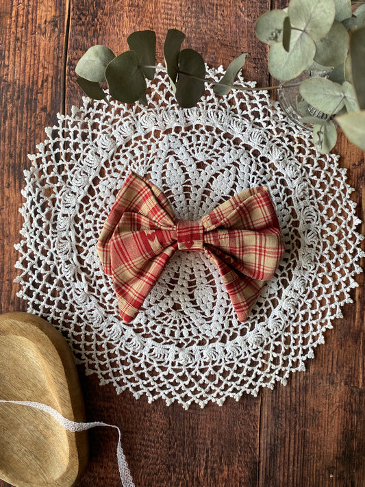 Barrette nœud en coton – motif tartan rougeer beige et cœur 🎀