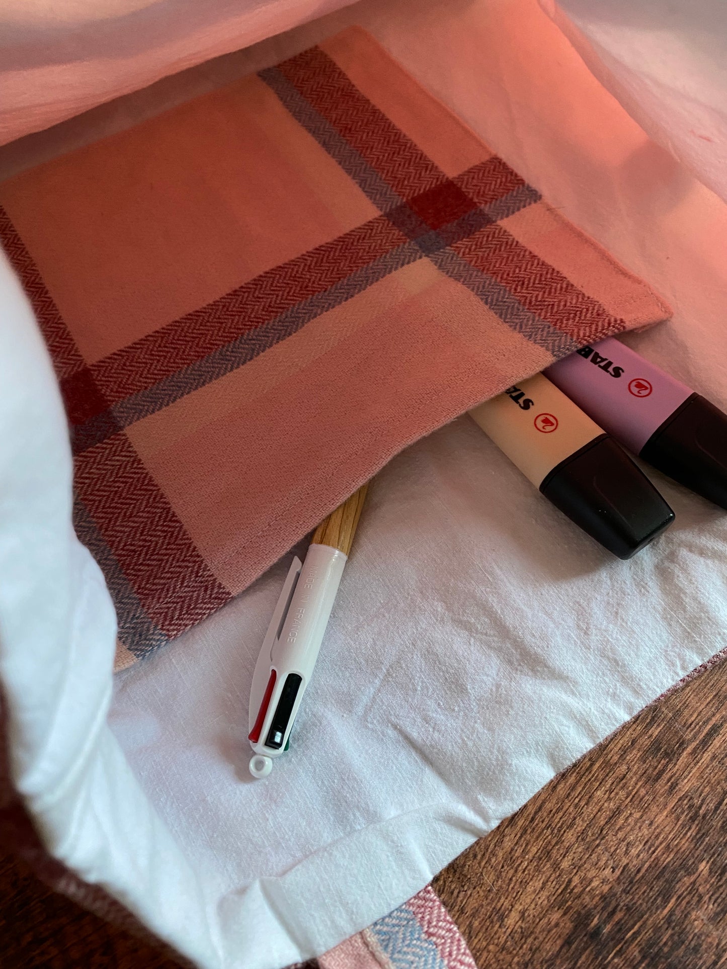 Tote bag en laine tartan rose