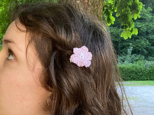 Barrette fleur en crochet - lilas 🌸
