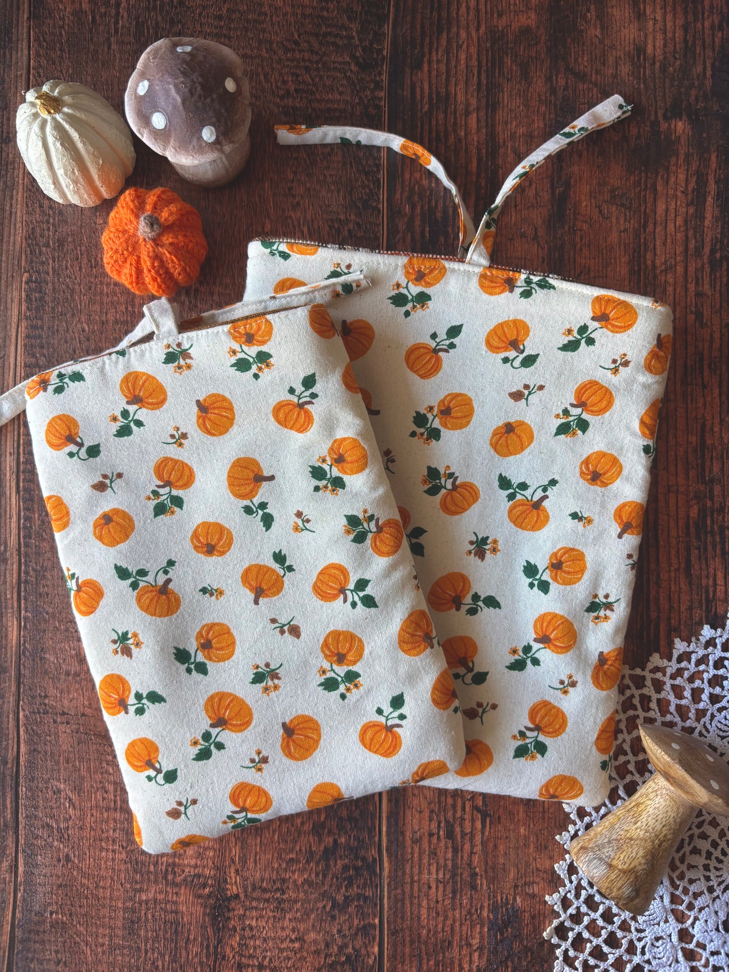Pochette à livre / tablette / liseuse - motif citrouille 📖