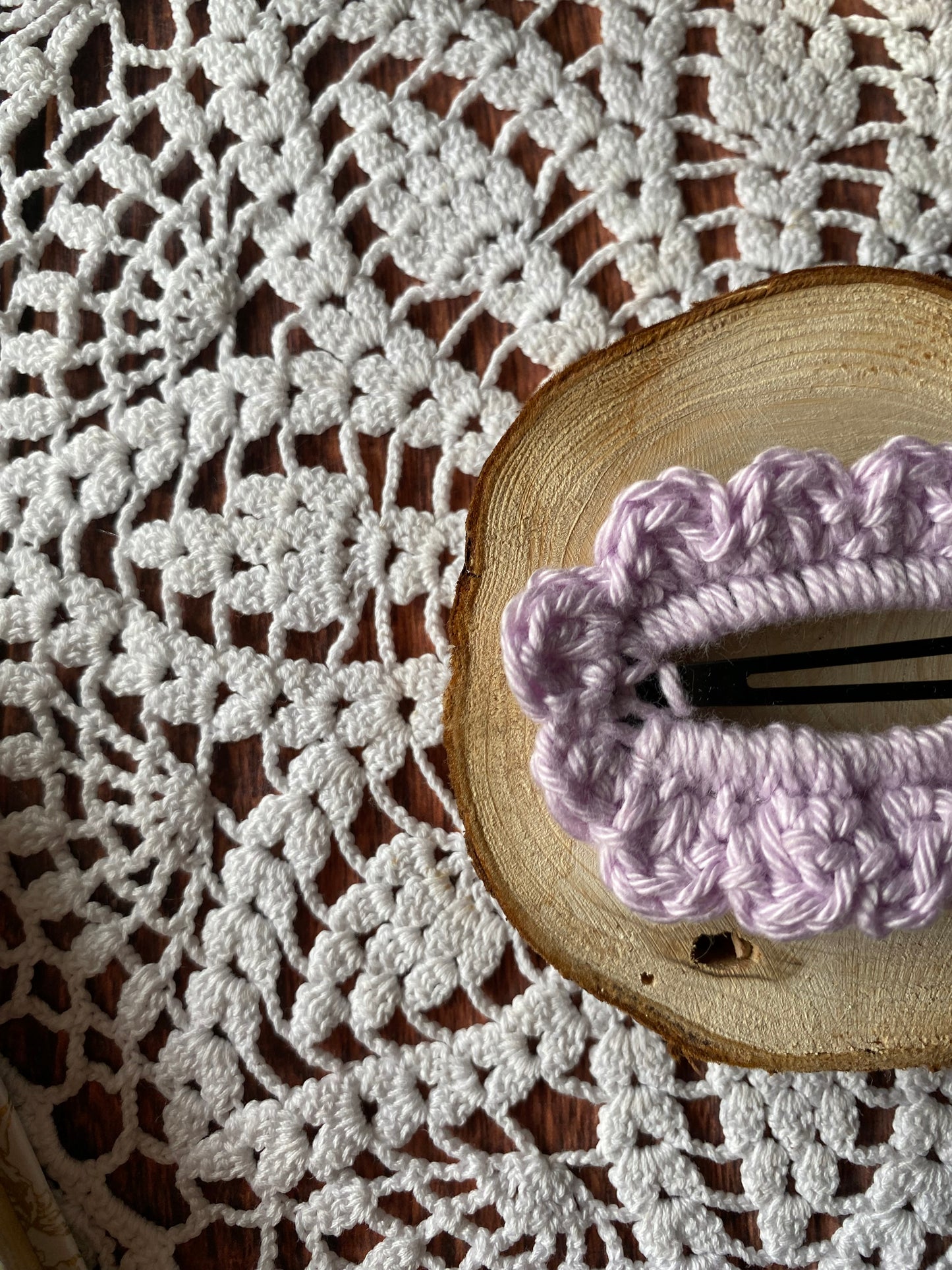 Barrette plate en crochet coloris au choix