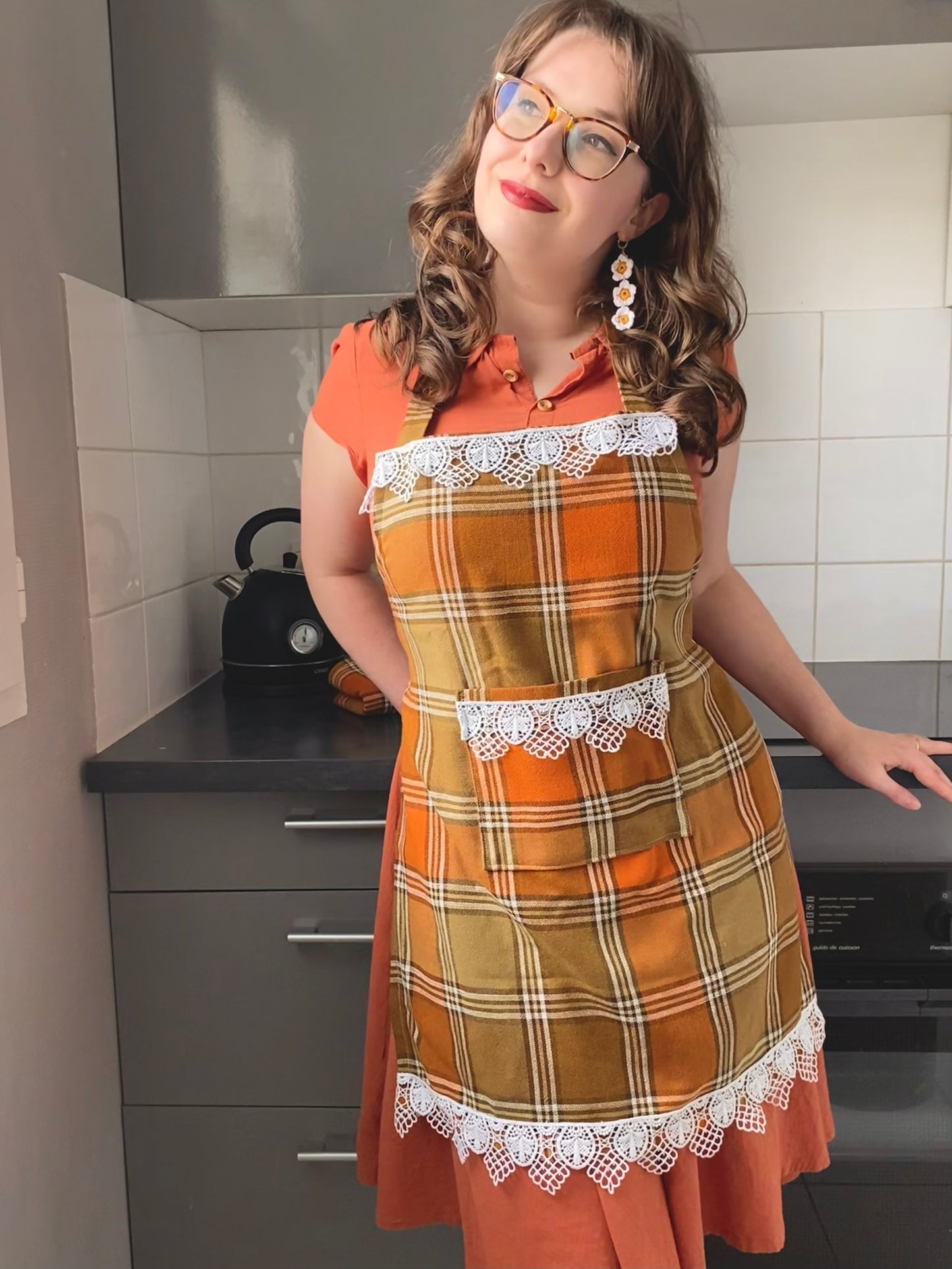 Tablier tartan orange et dentelle 🍛
