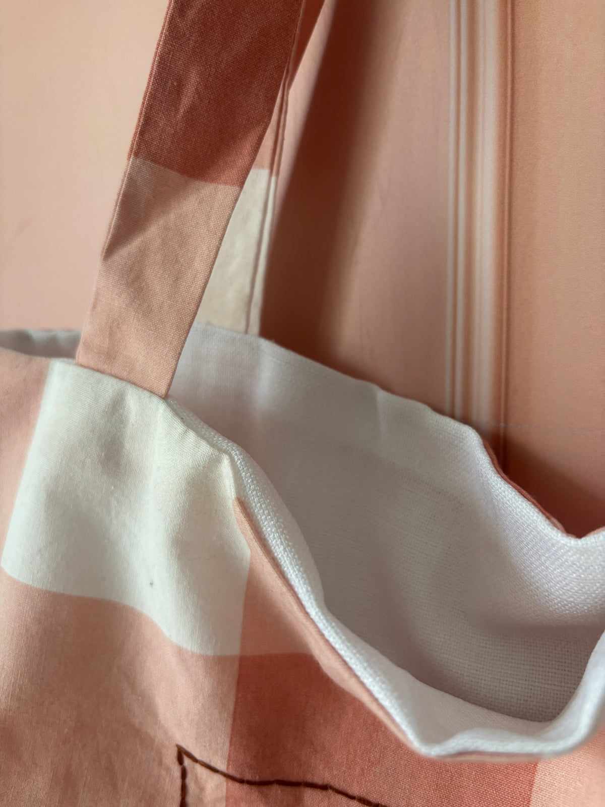 tote bag en coton - orange brodé libraire 📖