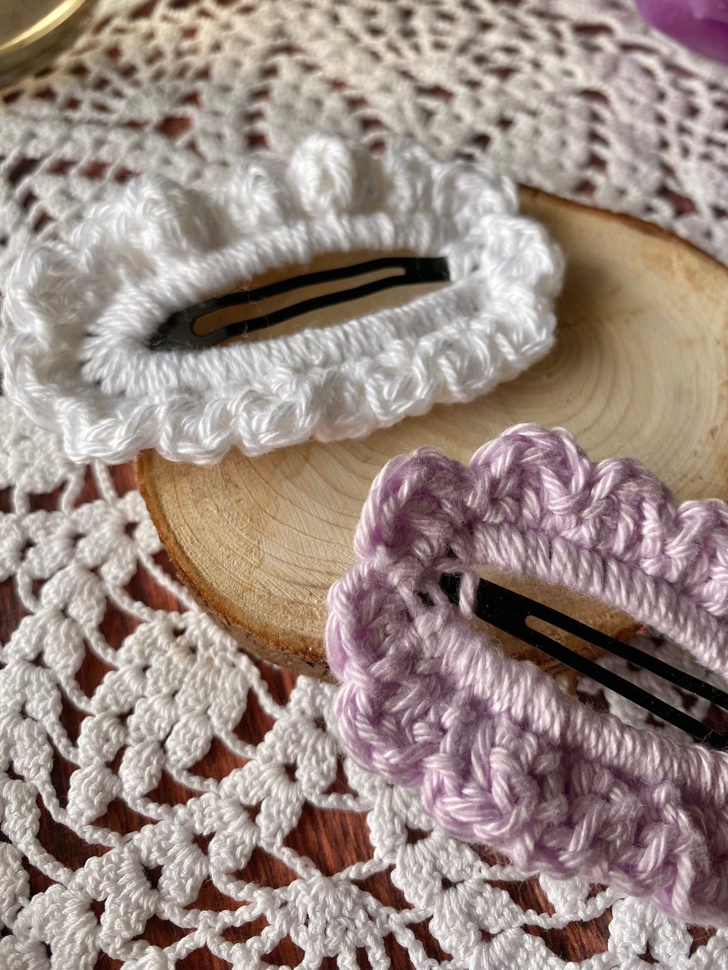 Barrette plate en crochet coloris au choix
