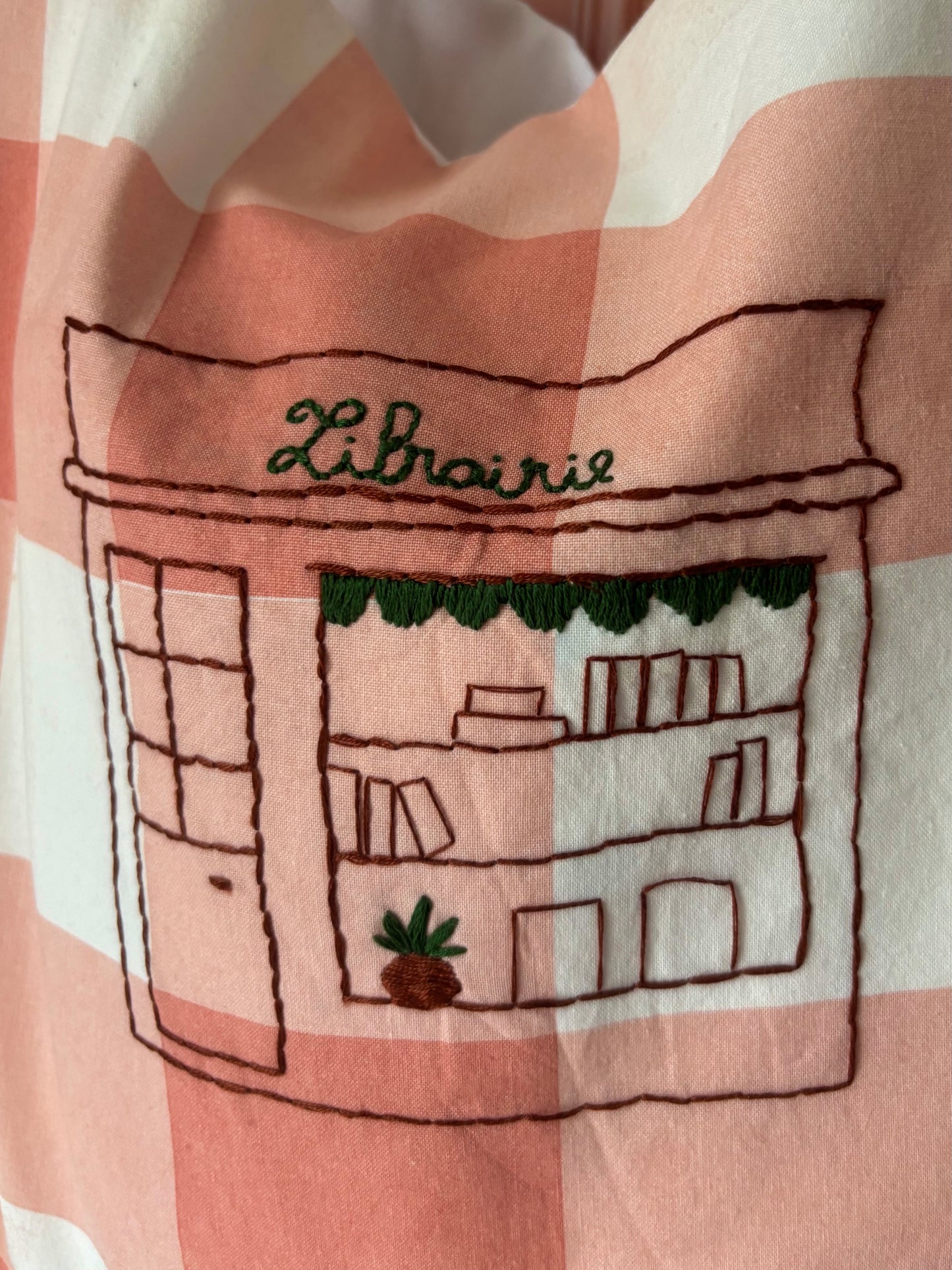 tote bag en coton - orange brodé libraire 📖