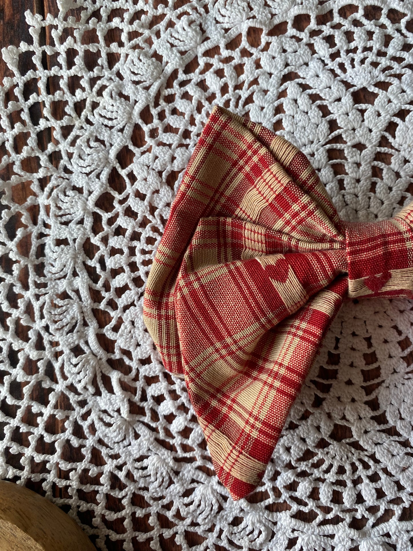 Barrette nœud en coton – motif tartan rougeer beige et cœur 🎀