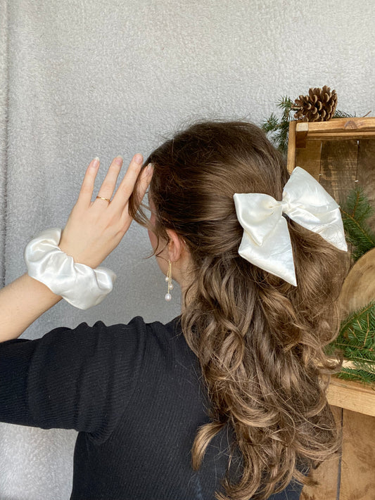 Barrette noeud en satin blanc 🎀