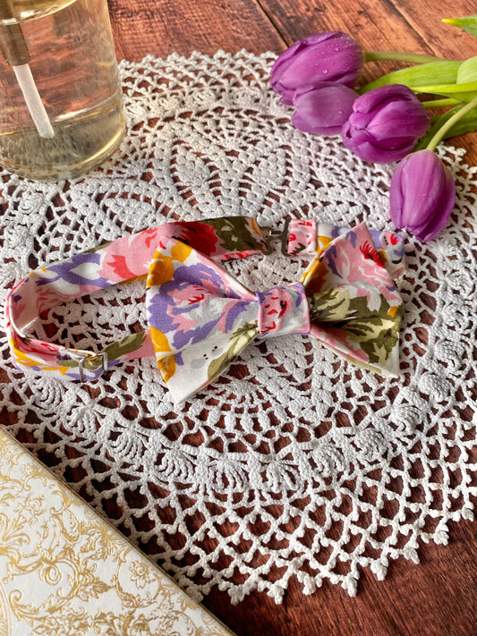 Assortiment accessoires en coton – motif fleuri - noeud garçon, noeud homme🤵🏻‍♂️
🤵🏻‍♂️