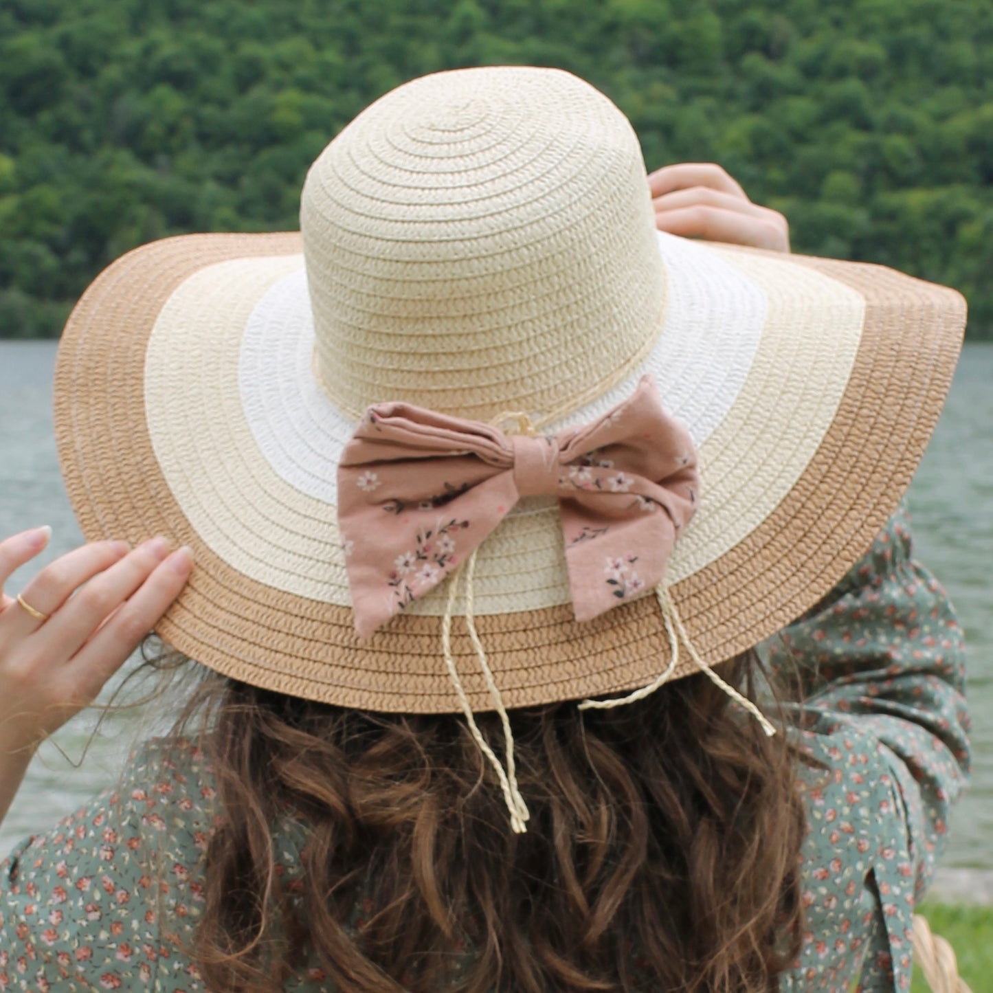 Barrette noeud en flannelle beige rose à fleur 🎀