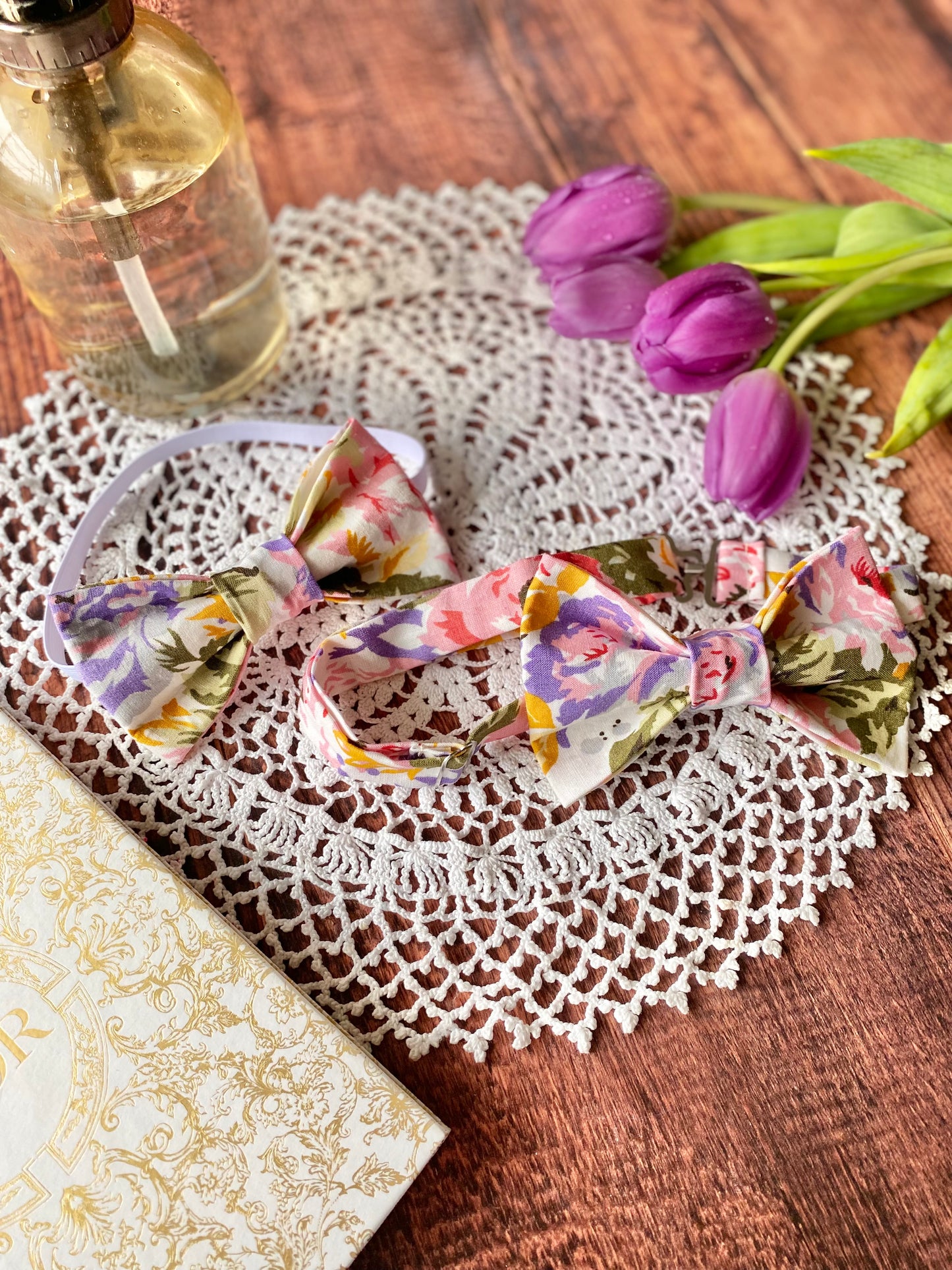 Assortiment accessoires en coton – motif fleuri - noeud garçon, noeud homme🤵🏻‍♂️
🤵🏻‍♂️