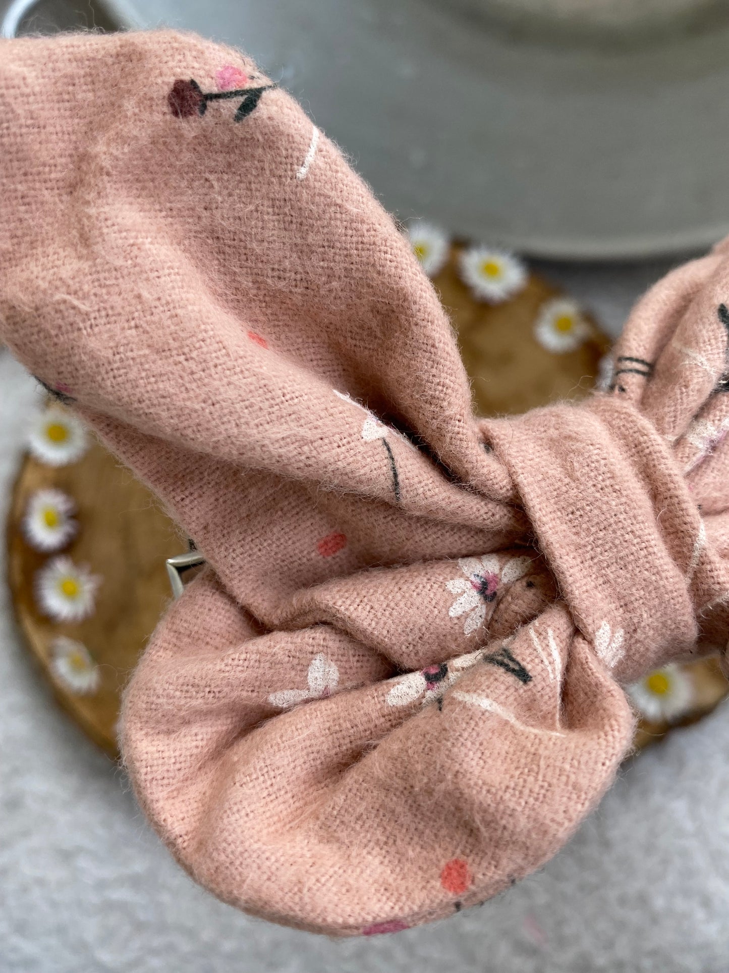 Barrette papillon en flannelle rose 🦋