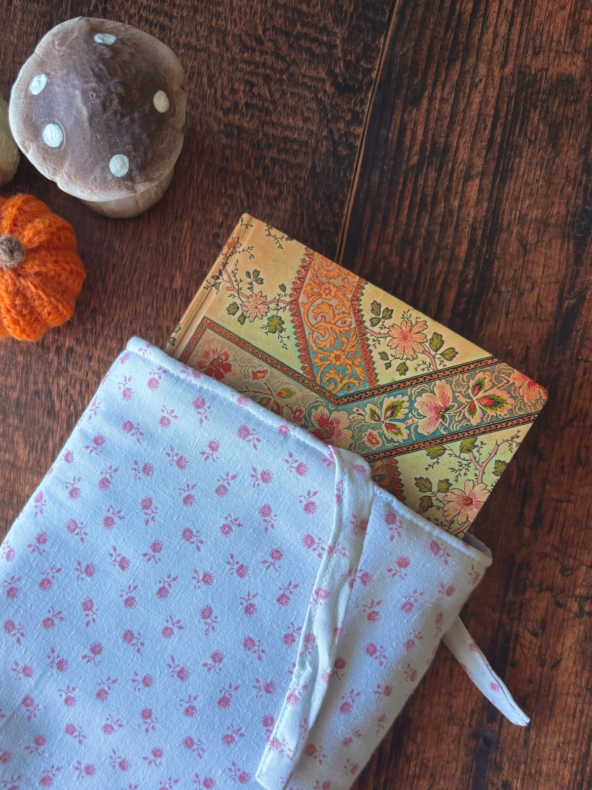 Pochette à livre / tablette / liseuse - motif fleur rose et lilas 📖
